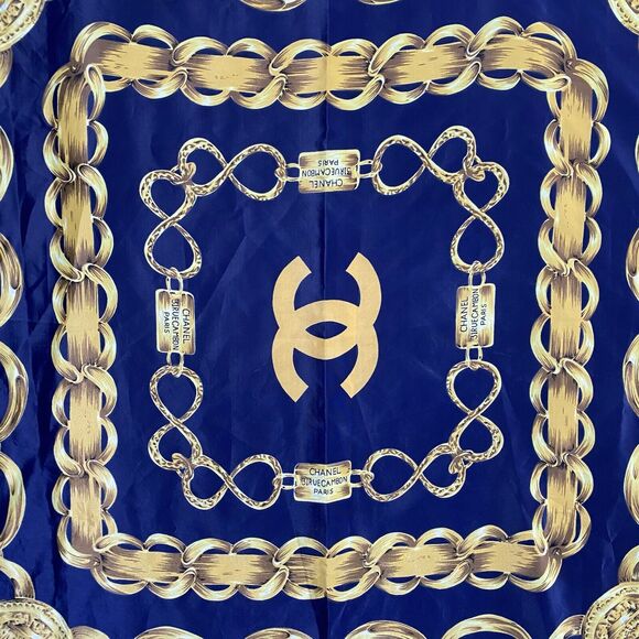 Vintage Chanel 31 Rue Cambon Paris Silk Scarf Navy & Gold Chain Link Design - Picture 11 of 11